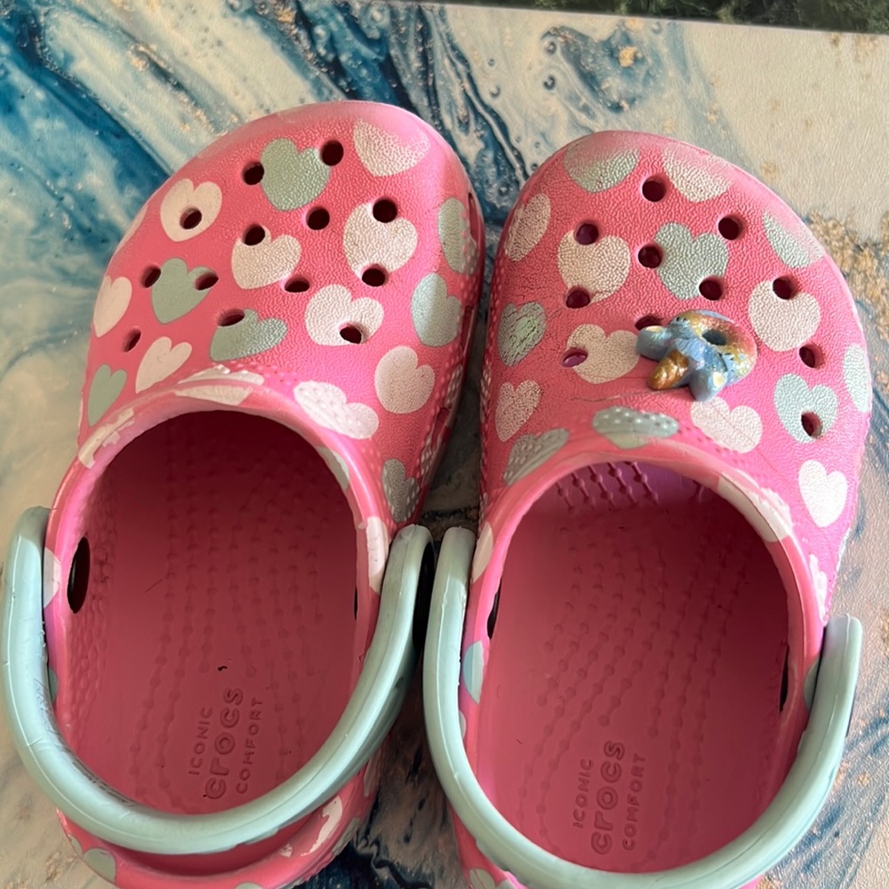 Used crocs size c 5